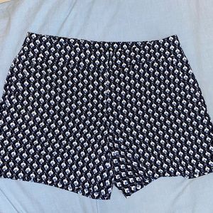NEW ANN TAYLOR PATTERN SHORTS